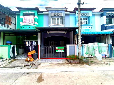 ทาวน์โฮม ไทรน้อย นนทบุรี : ทาวน์เฮ้าส์ สำหรับขาย ปิยวรารมย์ 3 ทวีวัฒนา ไทรน้อย นนทบุรี