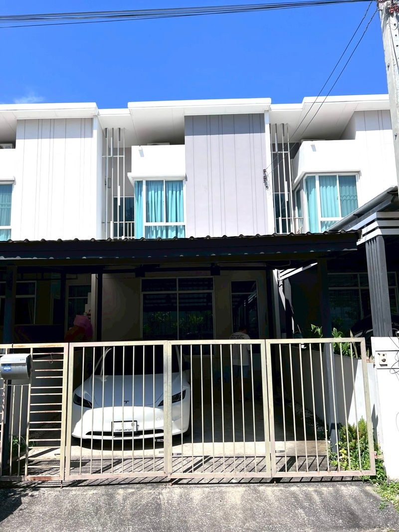 Townhouses for sale : Urgent Sale! CitySense Rama 2 – Tha Kham Townhome, Special Price 2.1 MB Perfect for investors looking to renovate and resell or own living
