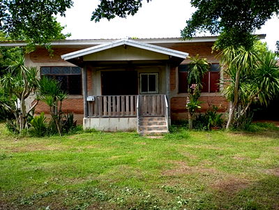 บ้านเดี่ยว นครราชสีมา (โคราช) : ขายบ้านสวนพร้อมที่ดินอำเภอจักราชจังหวัดนครราชสีมา​  บ้านหนองคล้าถนนเทศบาล20ซอย4  บ้านขนาด 3 ห้องนอน 2 ห้องน้ำ  ขนาดที่ดิน 6 ไร่ 1 งาน 