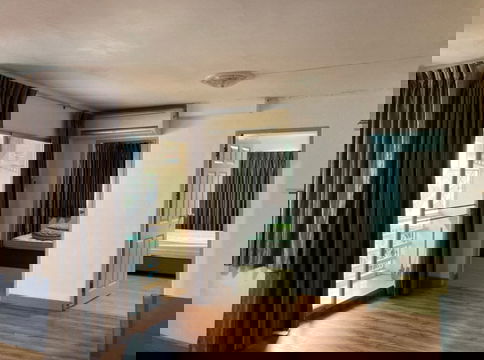 ให้เช่า คอนโด อัสสกาญจน์เพลส ทวินคอนโด อาคาร 14 (2 ห้องนอน) ชั้น 2 ห่างรถไฟฟ้าสีหลืองสถานีลำสาลี 600 เมตร