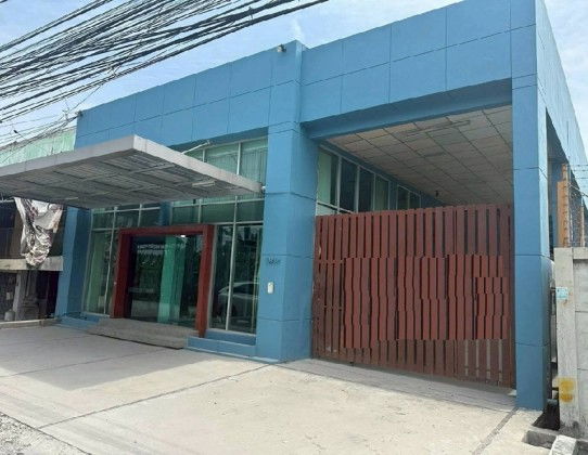 รูป ให้เช่าโกดังพร้อมสำนักงาน / พื้นที่รวม 650 ตารางเมตร / ทำเล บางปู เทพารักษ์ / ซอยเทศบาลบางปู 54 / ใกล้ รถไฟฟ้า BTS สถานี เคหะ / รถใหญ่เข้าออกได้ - รูปที่ 1/9