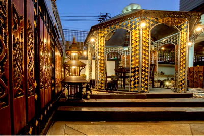 Houses for rent Ministry of Commerce Nontha Buri : Two-story detached house for rent in Maneerin Park Village, Rattanathibet Road.