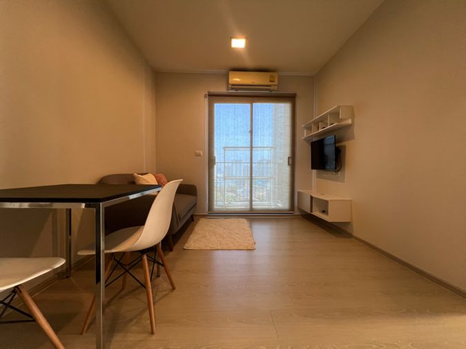 ด่วน ให้เช่า คอนโดเลต มิสท์ พระราม9 เฟอร์นิเจอร์ครบ เครื่องใช้ไฟฟ้าครบ พร้อมย้ายเข้าอยู่ 