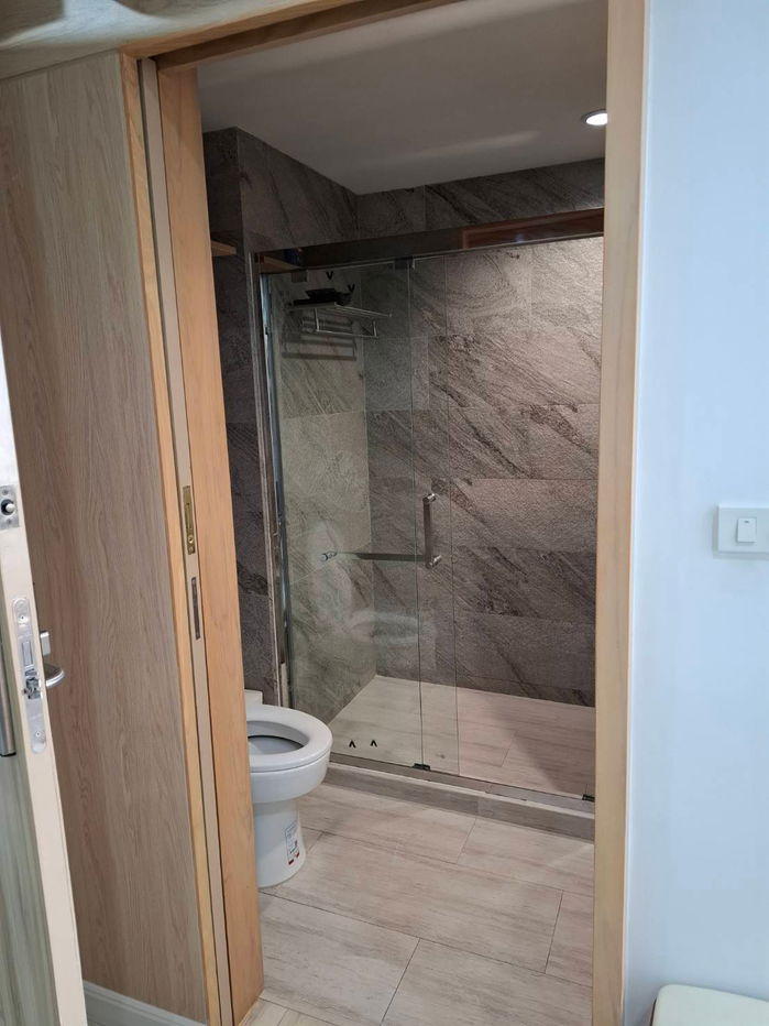 รูป พร้อมเข้าอยู่!! ให้เช่า วี คอนโด ศาลายา ( ราคานี้เป็นราคาพิเศษสัญญา 2 ปี เฟอร์ครบ พร้อมเครื่องซักผ้า ) - รูปที่ 10/37