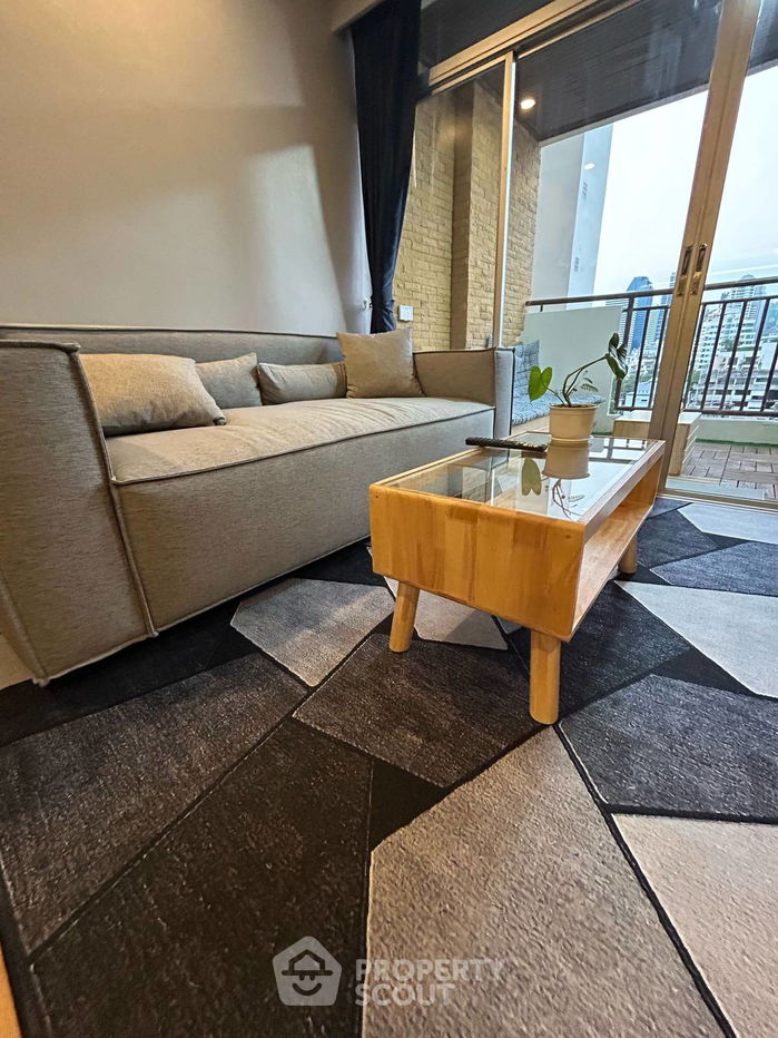 รูป คอนโด 2-ห้องนอน ที่ มอนเทอเรย์ เพลส สุขุมวิท 16 ใกล้ MRT ศูนย์การประชุมแห่งชาติสิริกิติ์ (ID 2539147) - รูปที่ 4/16