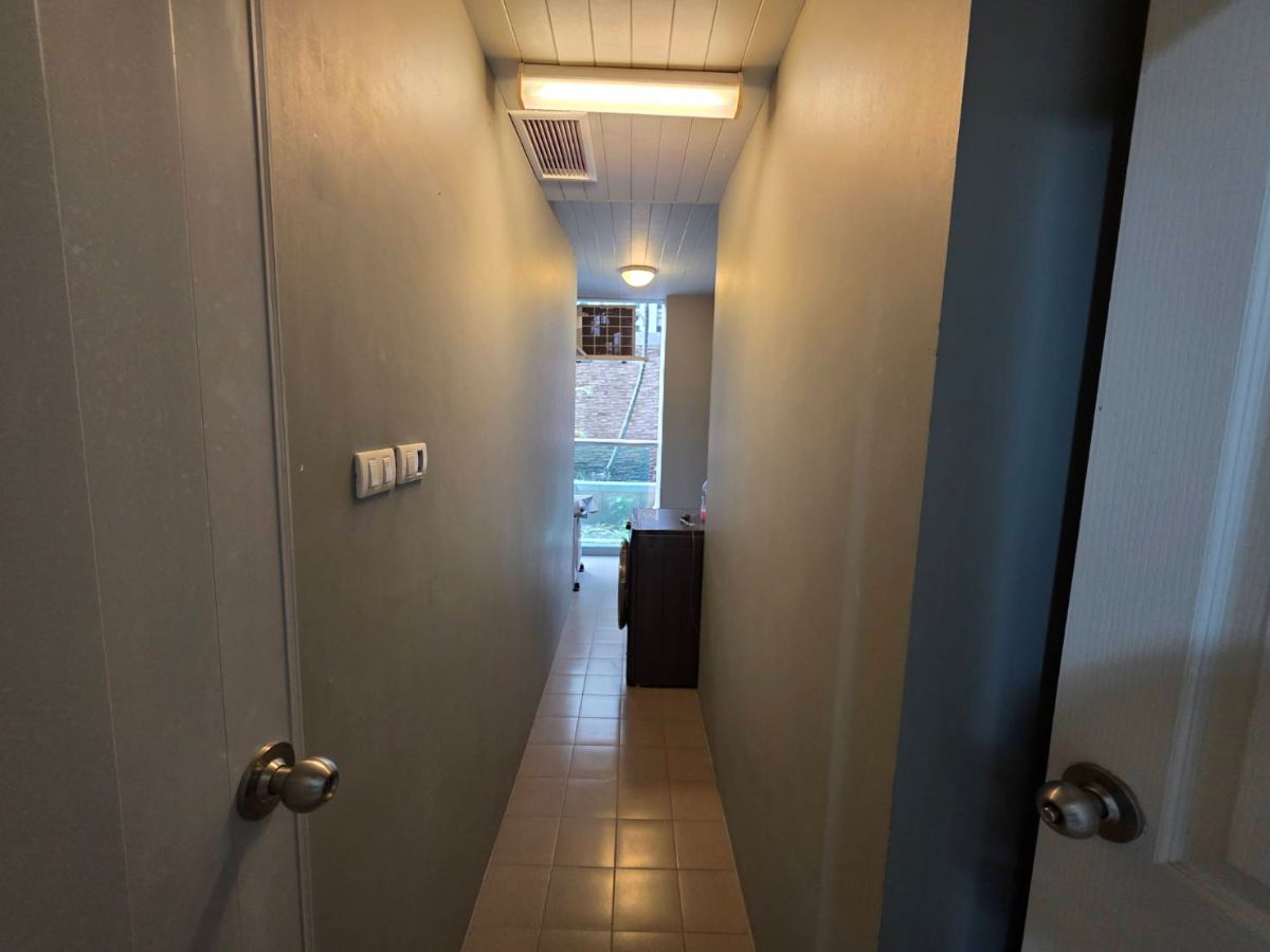 รูป ให้เช่า 5 ห้องนอน 234 ตร.ม พร้อมเข้าอยู่ -- โทรด่วน 094-641-5974 - รูปที่ 5/17