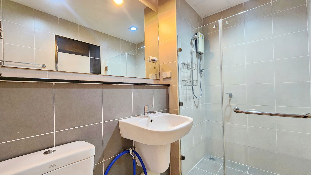 รูป คอนโด ให้เช่า ใกล้ รพ. เชียงใหม่ เพียง 300 ม.ห้องกว้าง 35 ตรม. เฟอร์ พร้อมอยู่ฟิตเนส สระว่ายน้ำ @One Plus สวนดอก 5 - รูปที่ 15/15