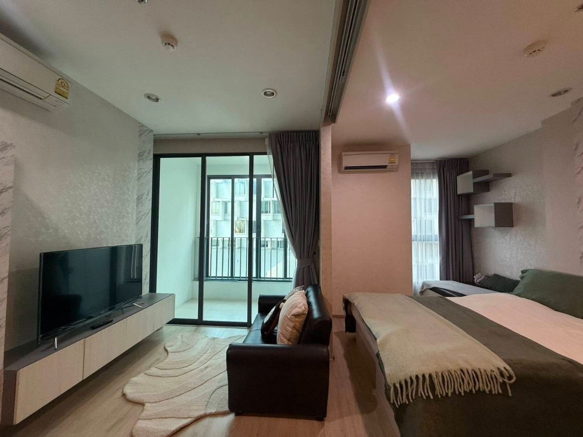 picture (247AGEV)FOR RENT: Ideo Q Chula-Samyan Condo, 33 SQM, Fully Furnished, Prime Location Near MRT Samyan |Contact Eve 094-342-3498 | LINE: @HatcheryAgent - 3/7