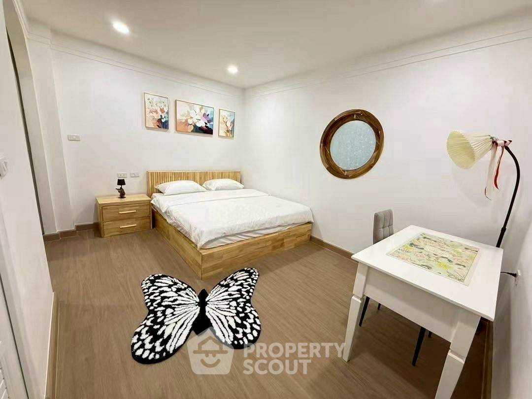 รูป คอนโด 2-ห้องนอน ที่ จอมเทียน พลาซ่า เรสซิเดนซ์ ใกล้ พัทยาใต้ (ID 2453385) - รูปที่ 2/10