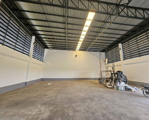 รูป ให้เช่าโกดัง พร้อมสำนักงาน พร้อมห้องพักคนงาน 4 ห้อง / ทำเล ลาดหลุมแก้ว ปทุมธานี / ซอยวัดบัวสุวรรณประดิษฐ์ ระแหง /รถใหญ่เข้าออกได้ - รูปที่ 6/9