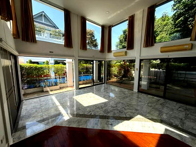 เช่าบ้านเดี่ยว เขตคันนายาว : เช่า ให้เช่า ปล่อยเช่า บ้านเดี่ยว 3 ชั้น เสรีไทย 59 200 ตารางวา ราคาถูก สนใจ Line: @951qfbfi