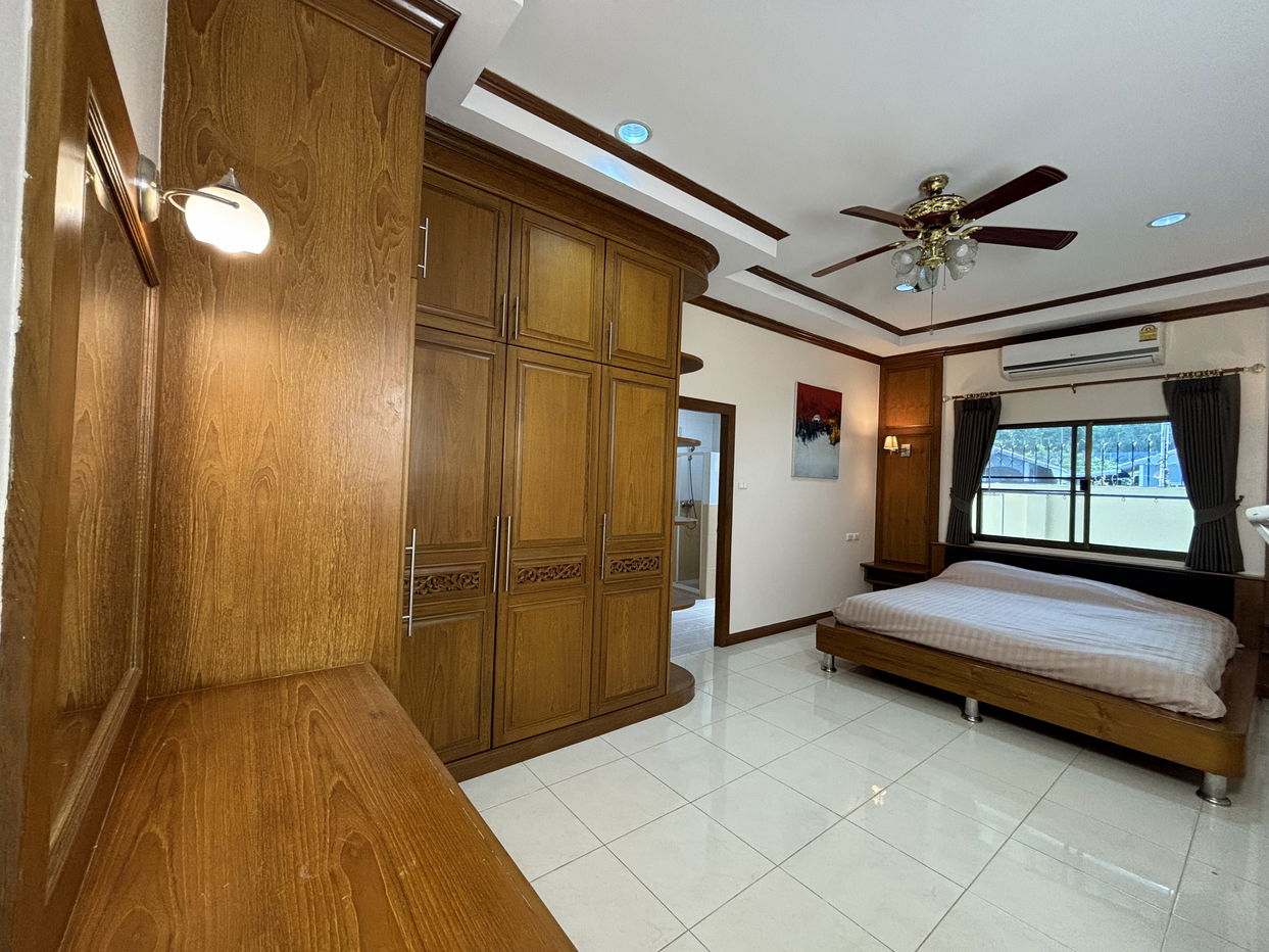 picture Pool Villa for Sale 3 Bedrooms in East Pattaya - 18/22