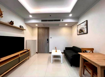 Condos for rent : PFD-07803 For rent Supalai Oriental Sukhumvit 39  1 bedroom, minimal decoration, 14th floor, beautiful view, 100% parking, near BTS Phrom Phong.