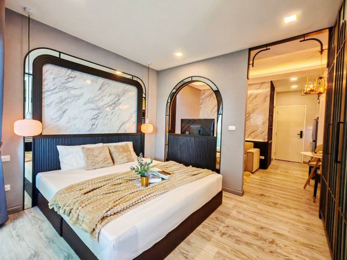 ห้องสวยหรู แต่งสไตล์โรงแรม 5 ดาว เฟอร์ครบพร้อมอยู่ ติดสถานีรถไฟเชียงใหม่ ราคาแค่ 1.69 ล้าน ฟรีโอน!