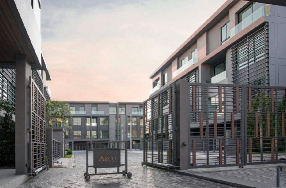 picture For Rent: ARCO Home Office (4 Storeys) | Corner Unit on a Prime Ekkamai–Ramintra Location | 395 sq.m. | Parking up to 6 Cars - 2/27