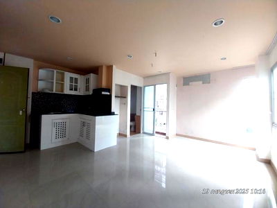 ขายคอนโด : คอนโดมิเนียม Studio, 23.58 ตารางเมตร คอนโดมิเนียม สำหรับขาย อัสสกาญจน์ซิตี้ เฟสซี อาคารซี 14-ซี 21 มีนบุรี เขตมีนบุรี กรุงเทพมหานคร