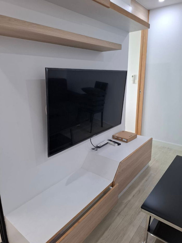 รูป พร้อมเข้าอยู่!! ให้เช่า วี คอนโด ศาลายา ( ราคานี้เป็นราคาพิเศษสัญญา 2 ปี เฟอร์ครบ พร้อมเครื่องซักผ้า ) - รูปที่ 5/37