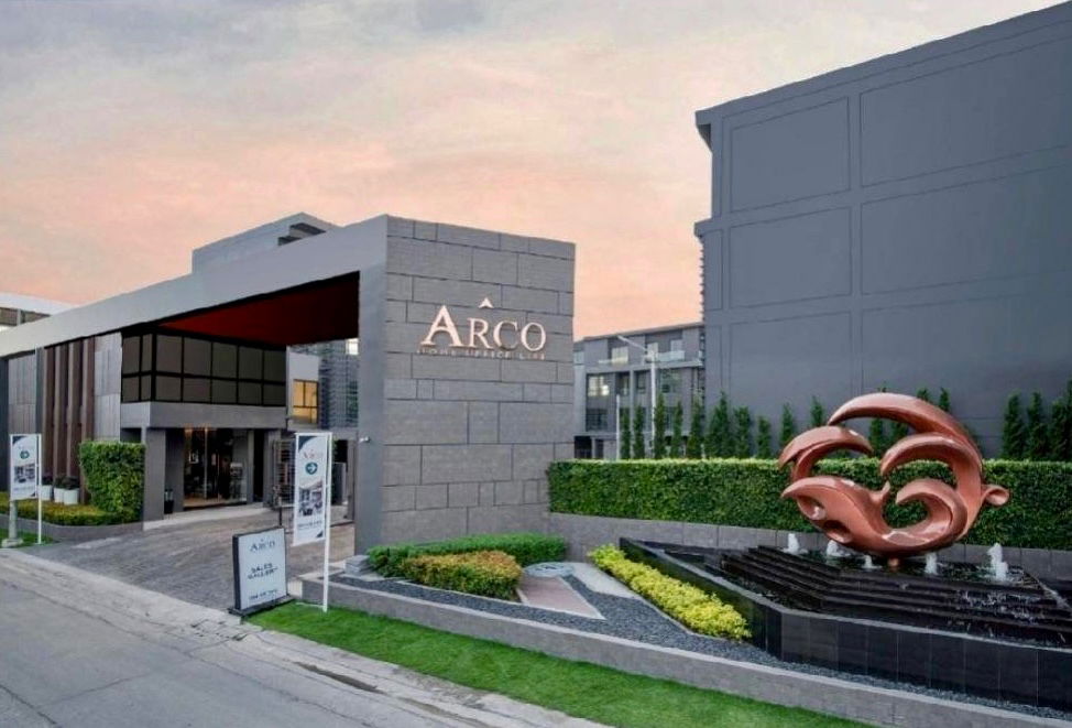 picture For Rent: ARCO Home Office (4 Storeys) | Corner Unit on a Prime Ekkamai–Ramintra Location | 395 sq.m. | Parking up to 6 Cars - 1/27