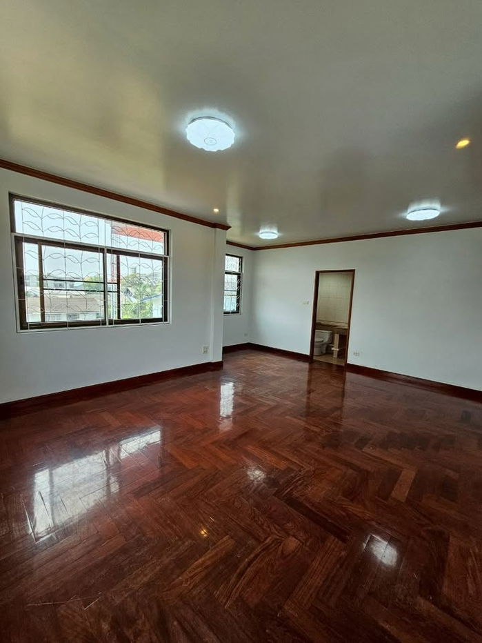 รูป เช่า ให้เช่า ปล่อยเช่า บ้านเดี่ยว 3 ชั้น ลาดพร้าว 93 ราคาถูก สนใจ Line: @951qfbfi - รูปที่ 10/13