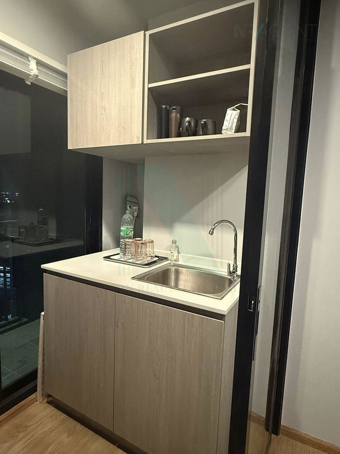 picture ð For Rent Condo NUE EVO ARI Building 1, Floor 32,1 bed room, Room size 31 sqm - 4/8