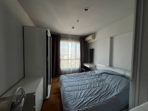 Hive taksin 🏠 For rent Near BTS wongwianyai : Only 15,000/month