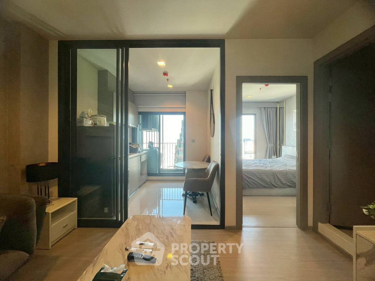 รูป คอนโด 1-ห้องนอน ที่ ไลฟ์ อโศก - พระราม 9 ใกล้ MRT พระราม 9 (ID 2537209) - รูปที่ 1/7