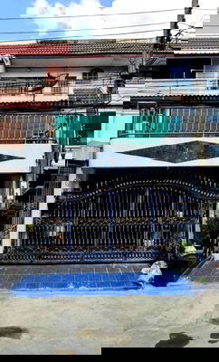 Townhouses for sale MRT Lak Song  : Sale Townhome near MRT laksong