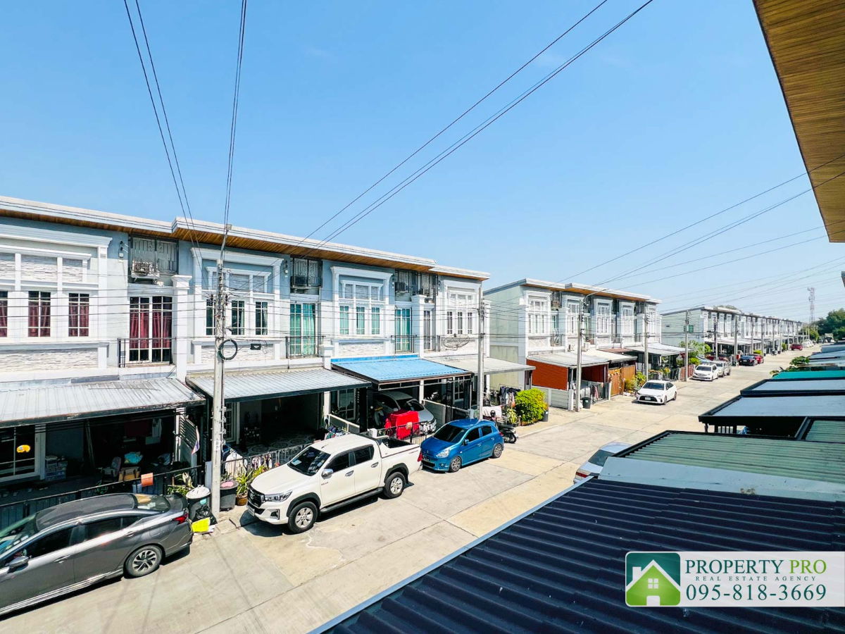 picture Townhome 2 Storey for Rent Golden Town 3 Ladprao Kasetnawamin, 3 bed 2 Bath 17 Sqw 150 Sqm near Nawamin Nuan Chan Pho Kaeo Kanchanaphisek : KT26R-002 - 9/14