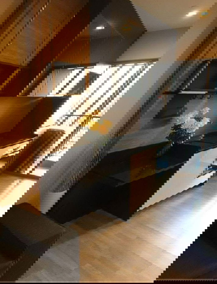 picture The Room Sathorn - St.Louis for rent - 1/7