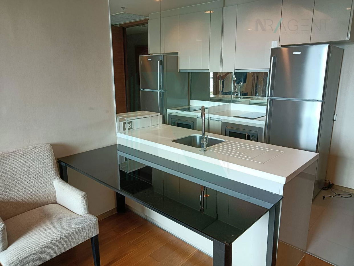 picture For Rent Condo THE ADDRESS SATHORN Building 1, Floor 33,1 bed room, Room size 50 sqm - 7/8
