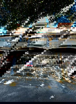 Townhouses for rent Bangna Commercial College : Townhome for rent near BTS Punnawithi (SPSJP01)