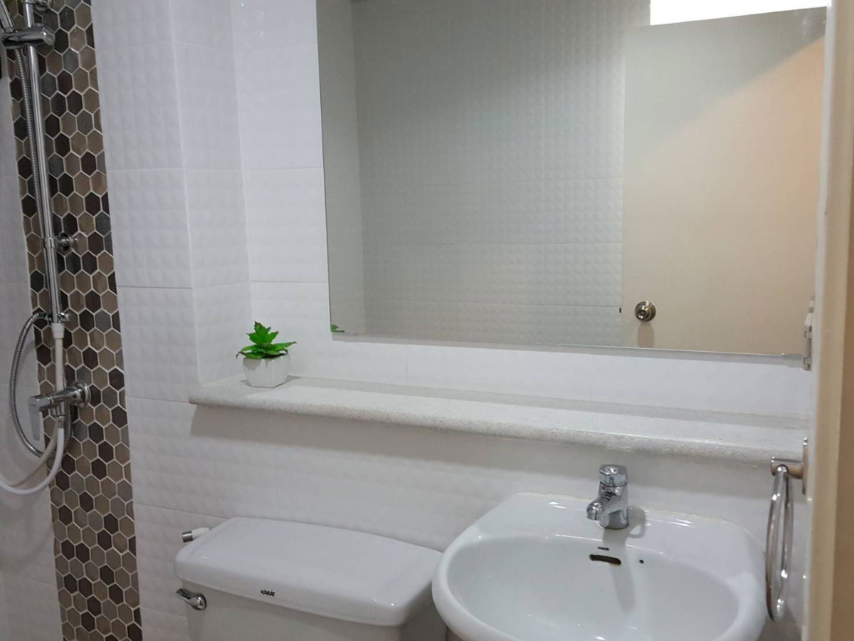 picture @Condorental condo for rent Victoria Lakeview - 14/16