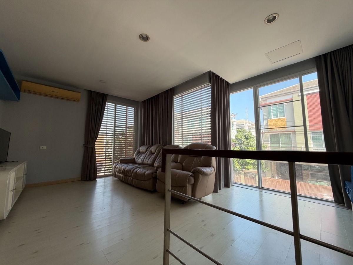 รูป ให้เช่าทาวน์เฮาส์ 3 ห้องนอน ม.ธนาพัฒน์ พระราม 3 Ref. A15260103 - รูปที่ 11/18