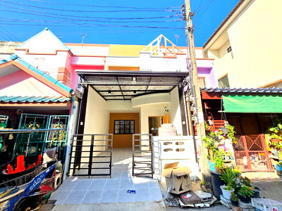 ทาวน์โฮม ม.เทคโนโลยีมหานคร : ทาวน์เฮ้าส์ รีโนเวทใหม่ เฟอร์นิเจอร์ครบเข้าอยู่ได้เลย หมู่บ้านธันยพฤกษ์ สุวินทวงศ์  ซ.2 ซอยผดุงพันธ์ 11 หนองจอก 