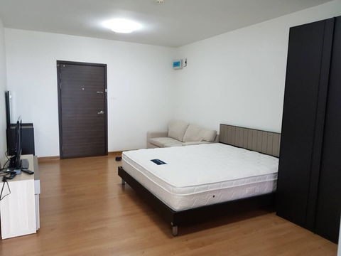 Supalaivista Tivanon for rent next to MRT fully furnished