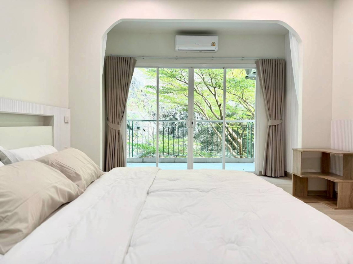 Phanason The Green Place Condominium WR-04140 - image 5
