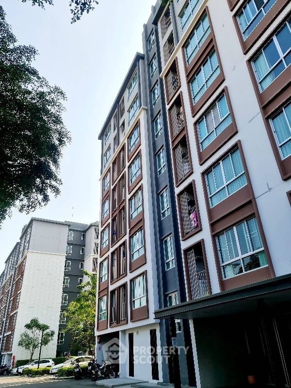 picture 1-BR Condo at D Condo Ping close to CentralFestival Chiangmai (ID 812861) - 3/11