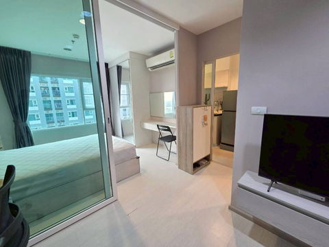 PFD-07807 for rent Aspire Erawan next to BTS Chang Erawan 0 m. | 25th floor (30 sq m.), high view, good value.