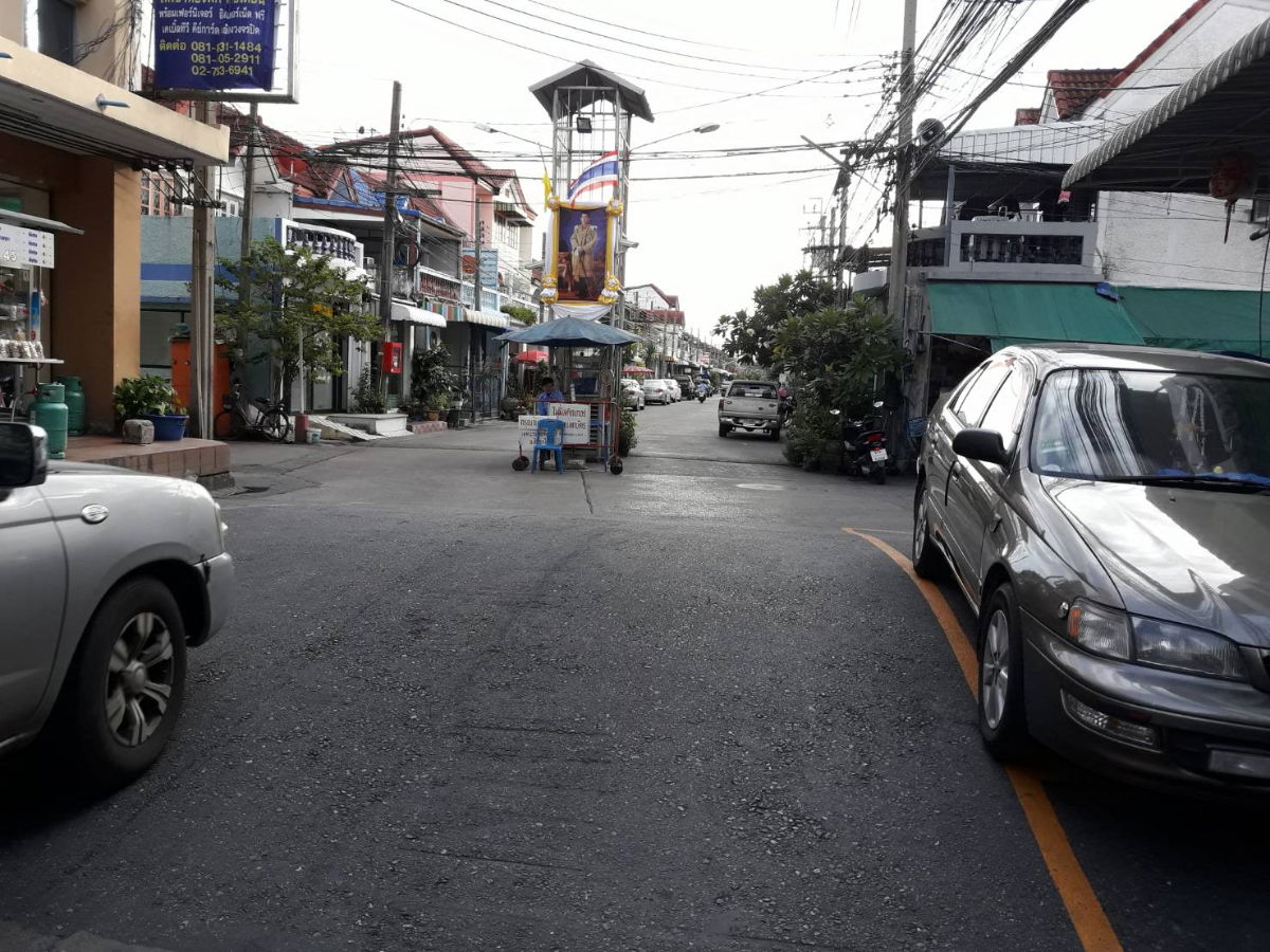 รูป ืืทาวน์เฮ้าส์ให้เช่าย่านนวมินทร์ 93 - รูปที่ 2/4