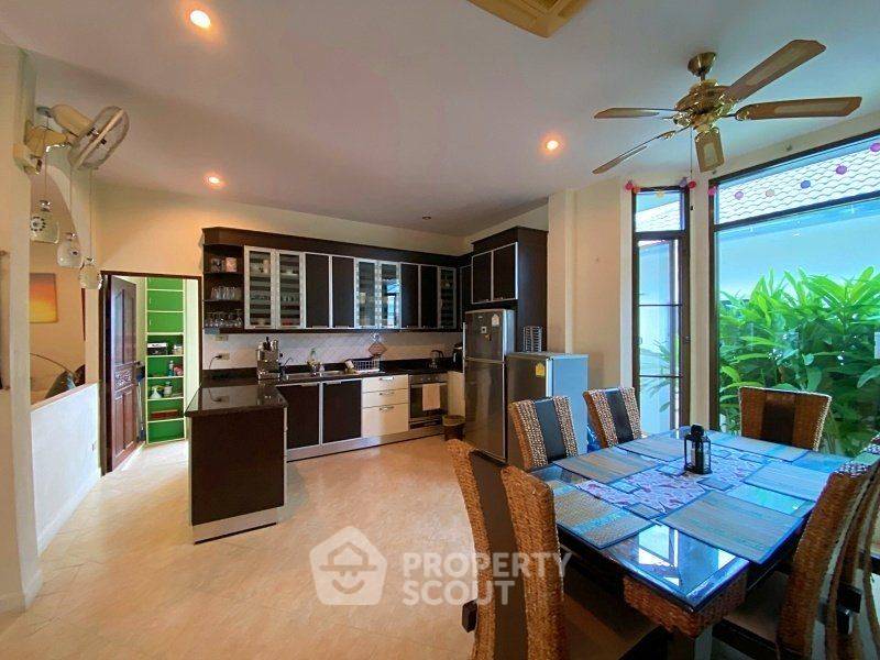 รูป วิลล่า 3-ห้องนอน ที่ ทรอปปิคอล การ์เด้นท์ วิลเลจ ใกล้ เดอะ เวเนเซีย (ID 2449361) - รูปที่ 36/42