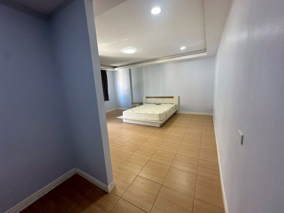 รูป R2875 ปล่อยเช่าโฮมออฟฟิศ 4 ชั้น 300 ตร.ม. ย่านลาดพร้าว 80 (ว่างค่ะ) - รูปที่ 34/48