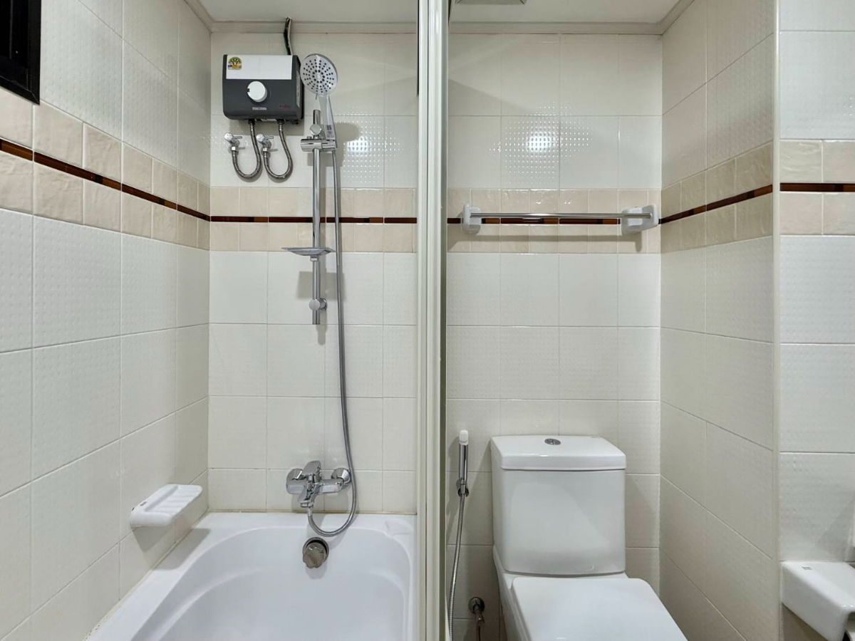 รูป ขายคอนโด ลุมพีนีเพลส นราธิวาส-เจ้าพระยา ตึก A Tel 0999983897 - รูปที่ 13/20