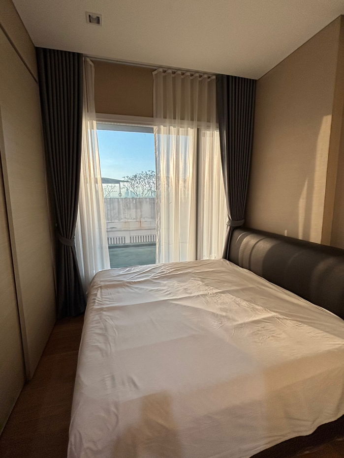 picture P1061 Condo for rent, The Saint Residences, near MRT and BTS, not high floor, fully furnished, washing machine, special price. - 1/13