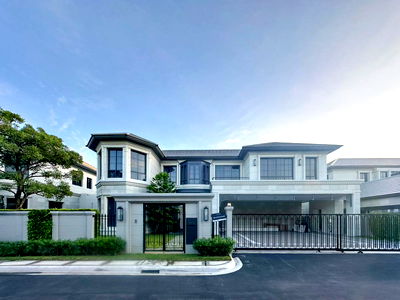 Houses for rent : Luxury House for Rent - Narasiri Krungthepkreetha 4 Bedrooms, 554 sqm.