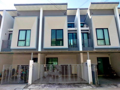 ทาวน์โฮม ถนนเฉลิมพระเกียรติ ร.9 : 💢​🏠ทาวน์โฮม ไทม์โฮม 62  ประเวศ ทำเลสวนหลวง💢