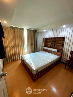 Condos for sale : 1-BR Condo For Sale, Zenith Place @ Sukhumvit, BTS Phra Khanong (ID 954507)
