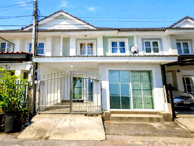 ทาวน์โฮม เทสโก้โลตัส ลำลูกกา คลอง 6 : รีโนเวทพร้อมอยู่ 4นอน 2น้ำ หน้ากว้าง 6 ม. มีห้องนอนชั้นล่าง