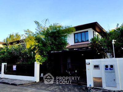 Houses for sale Bangkok : 3-BR House at Aqua Divina in Saphan Sung (ID 2537691)
