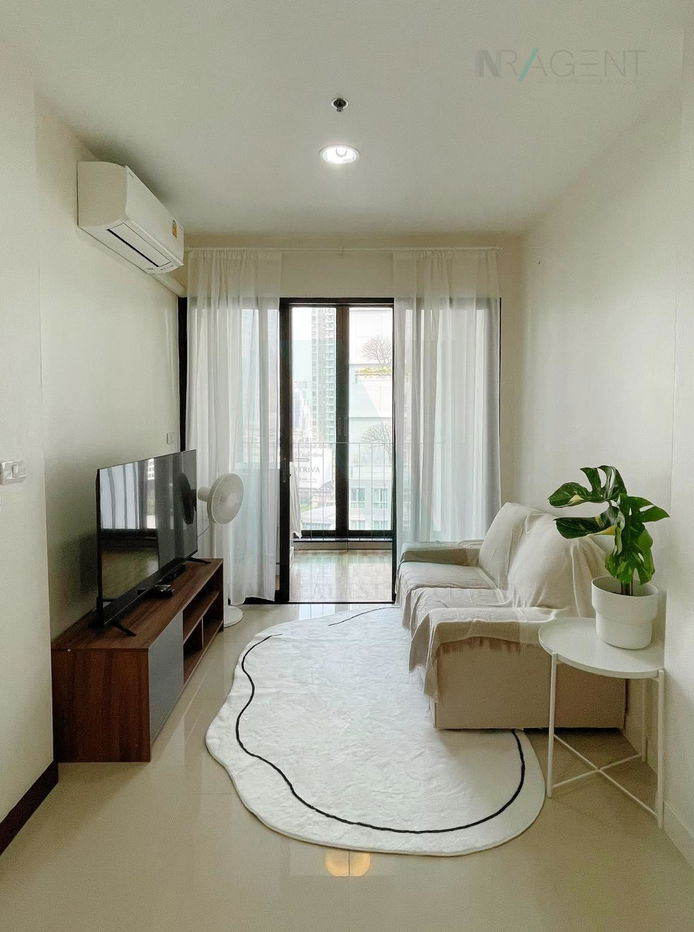 picture ðš For Rent Condo IDEO RATCHADA - HUAYKWANG Building 1, Floor 15,1 bed room, Room size 35 sqm - 1/8