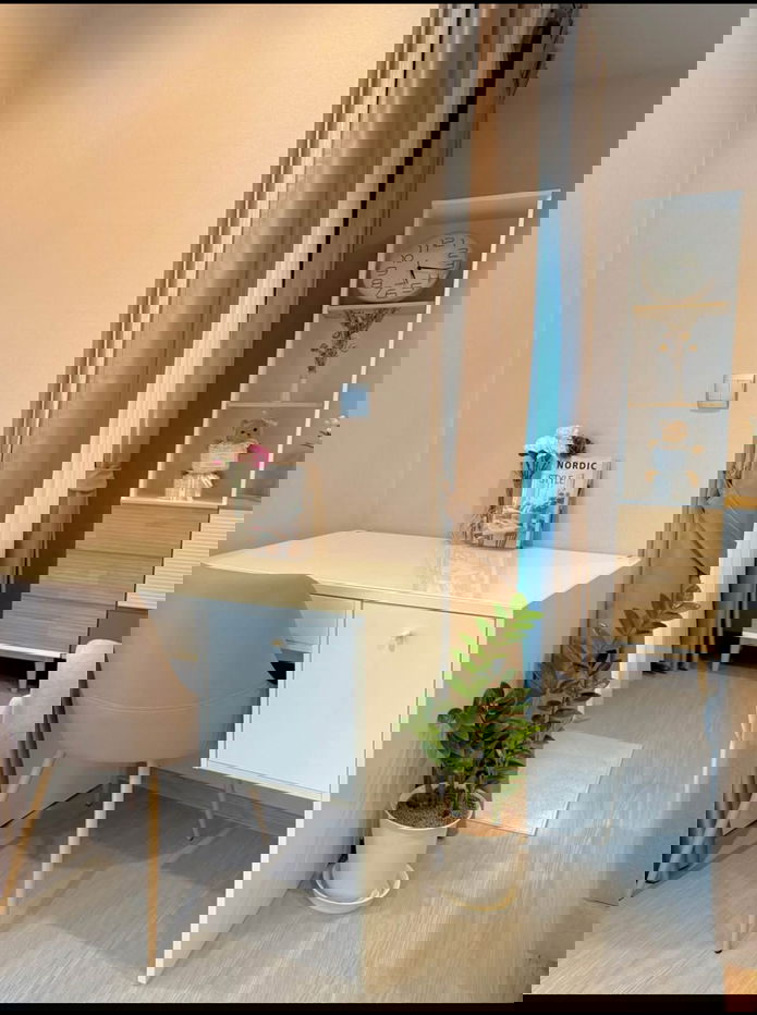 รูป 🔵⚪🔵 "For Rent" << Beautiful Room ,Cozy style , Negotiable >> At Life Asoke Rama 9 line id:@arunestate 🔵⚪🔵 - รูปที่ 8/16